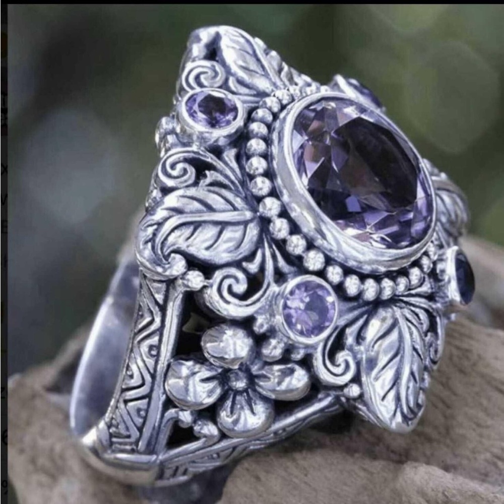 Silver-Tone Filigree Ring with Purple Stone size 61/2 - Picture 4 of 4